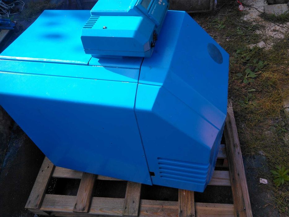 Piec olejowy Buderus 28-30 kW