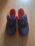 Buty sportowe turfy dla chłopca r30