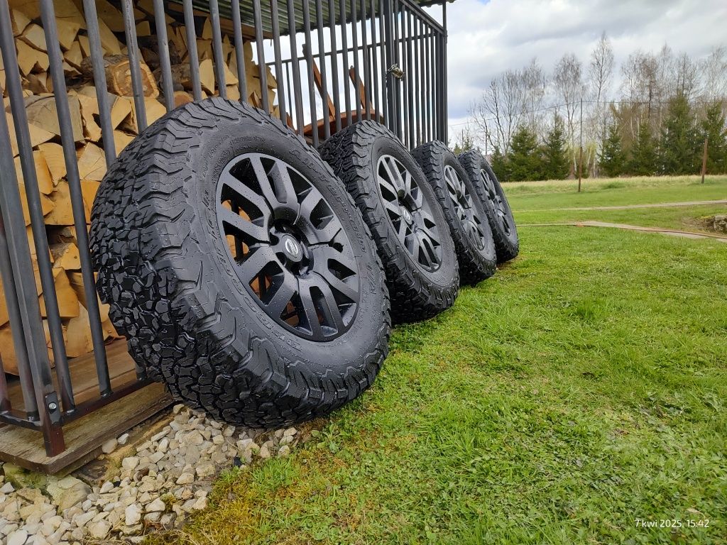 Pathfinder R51 / Navara d40- Kola Felgi 18 / 255 70 r18 / 6x114.3