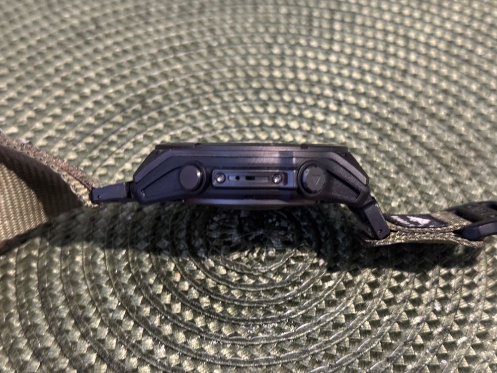 Garmin fenix 8 51 Amoled | Sapphire Carbon Gray Titanium