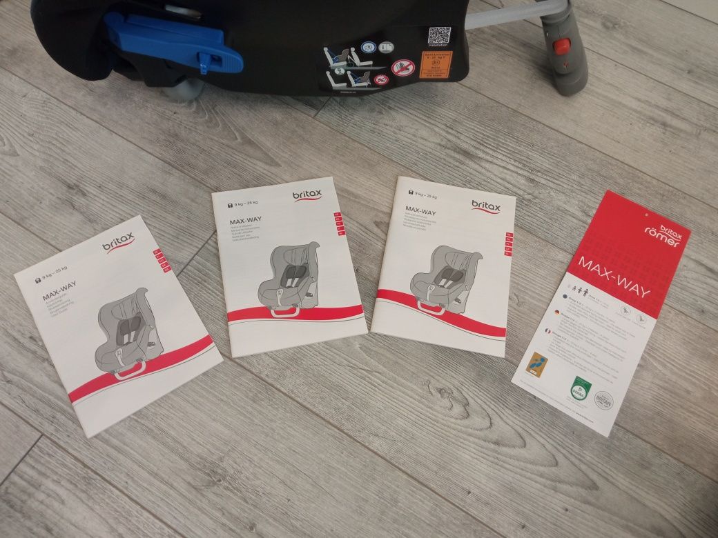 Britax Römer Max-Way 9-25kg + lusterko - Jak Nowy