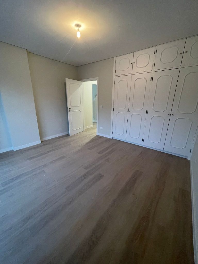 Apartamento T1 com garagem box