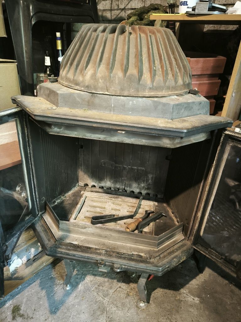 Kominek żeliwny Dovre