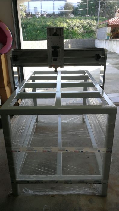 Guias Hiwin, PMI, veios, rack helicoidal, fuso esferas