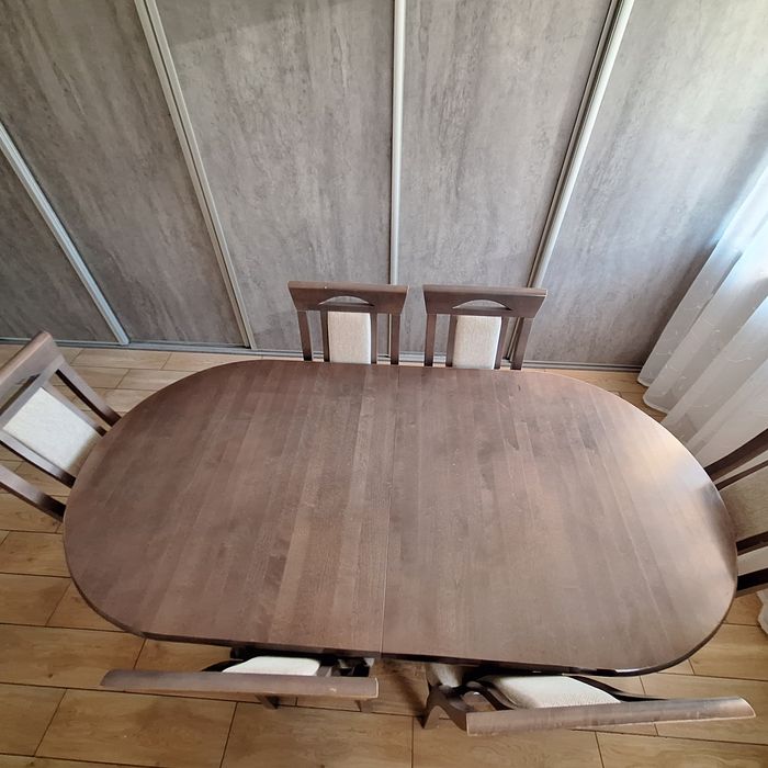 Sprzedam  stół +krzesła