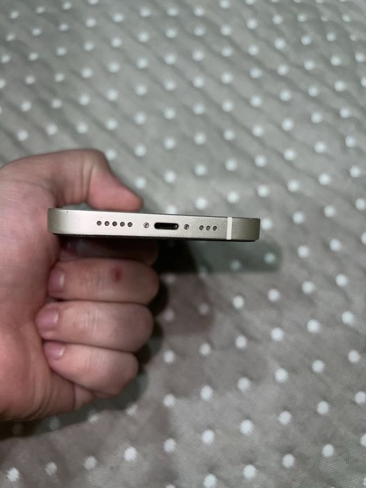 Продам Iphone 13 128 gb