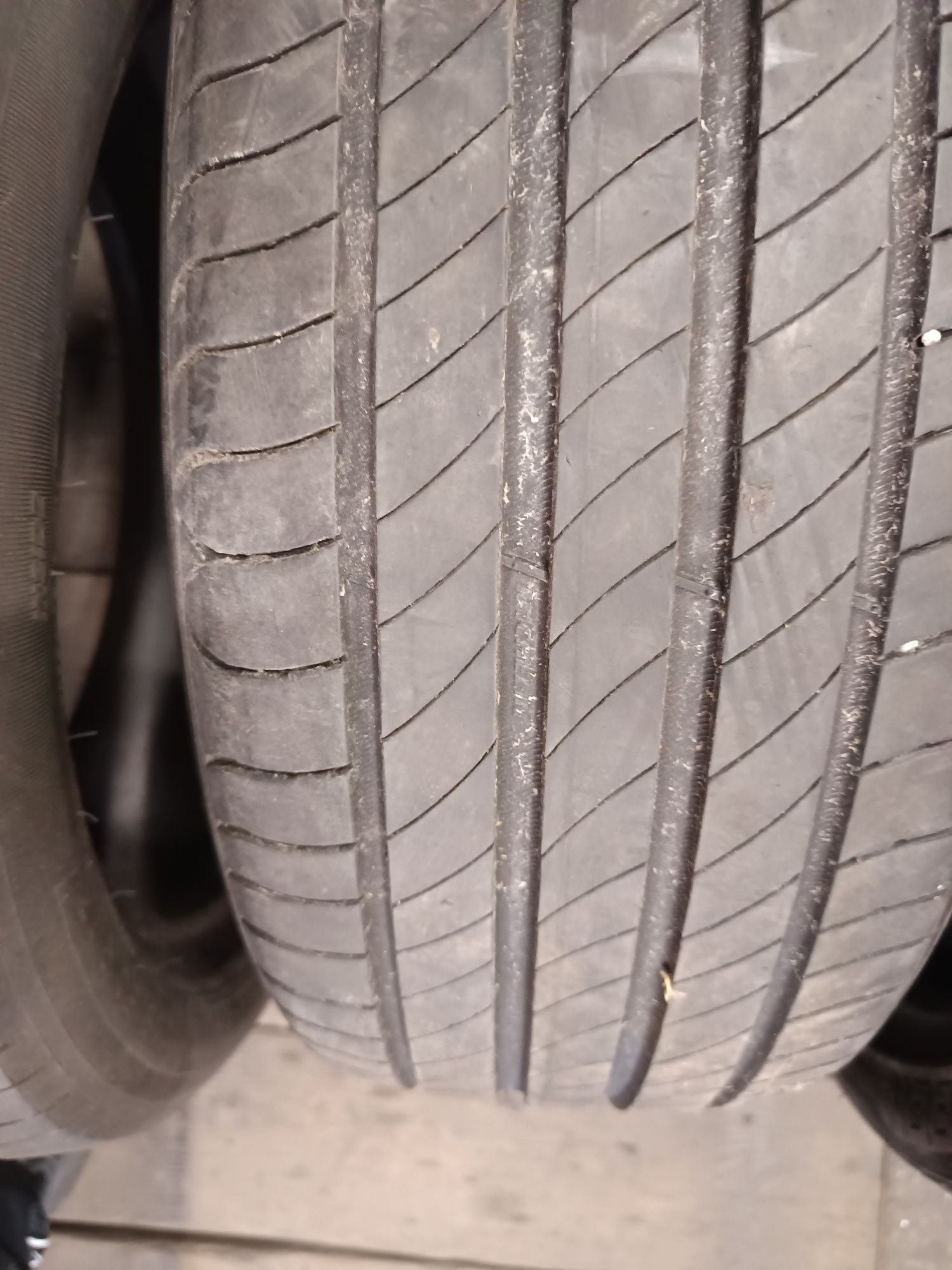 Opony 205/50 r 17 Michelin superstan