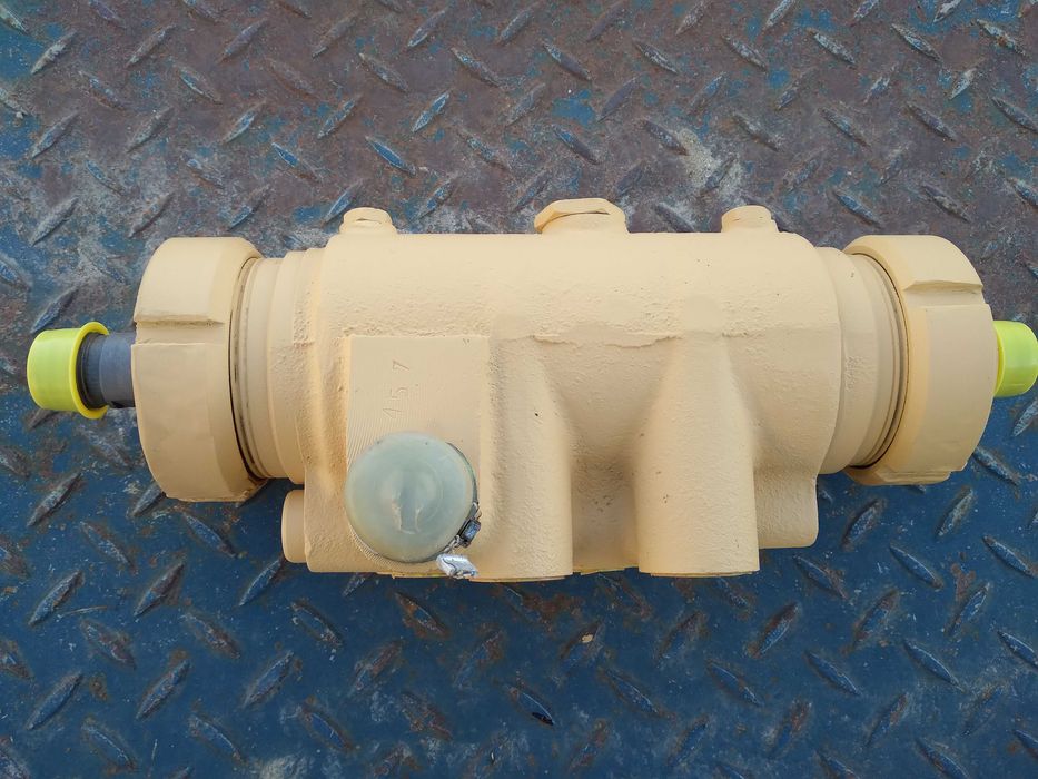 Rozdzielacz skrętu do ładowarki Ł34 Stalowa Wola inne części HSW