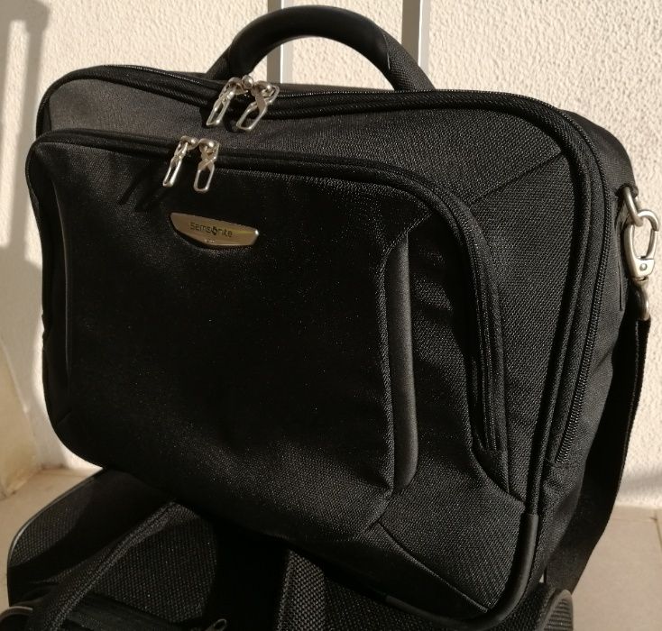 Mala / Pasta para Computador Portátil da Samsonite (Preta)