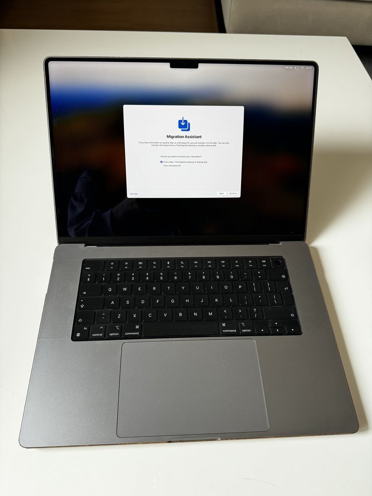 MacBook M1 Pro 16inch 16gb 1tb