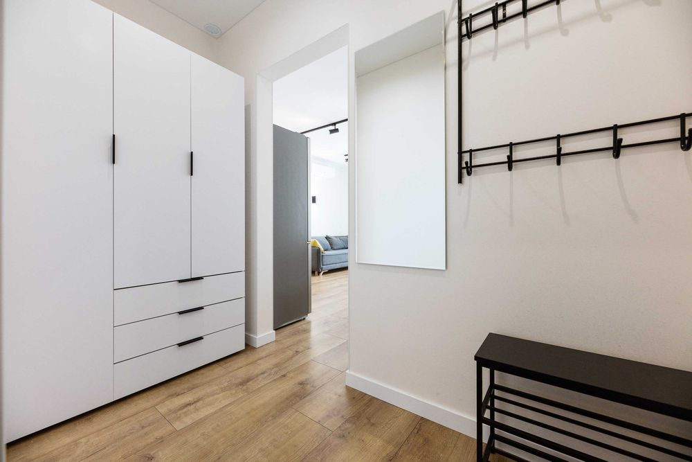 2К  квартира люкс метро Чернігівська 3 хв