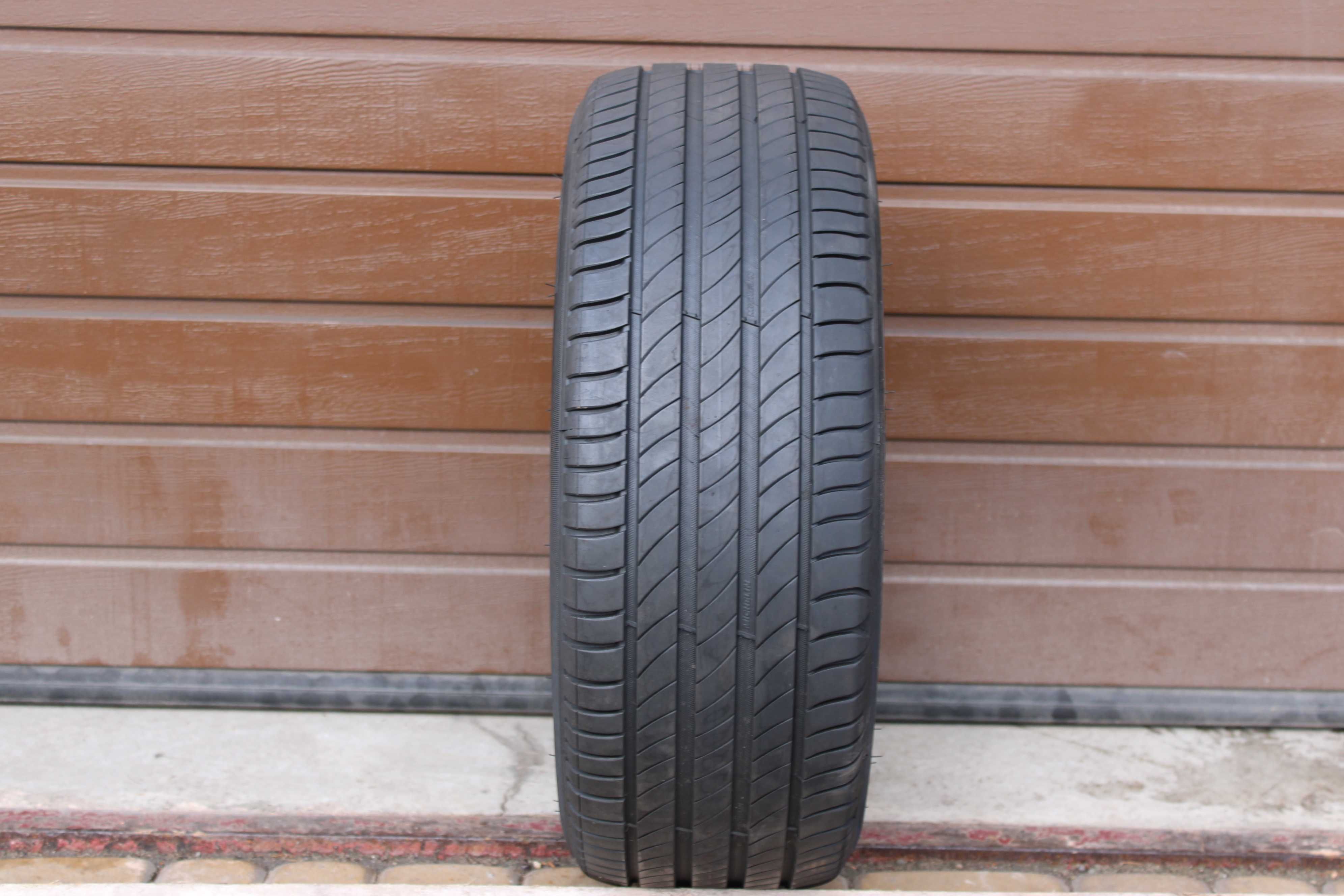 215/50R17 Michelin Primacy 4+  95W 6,5mm 2022r.