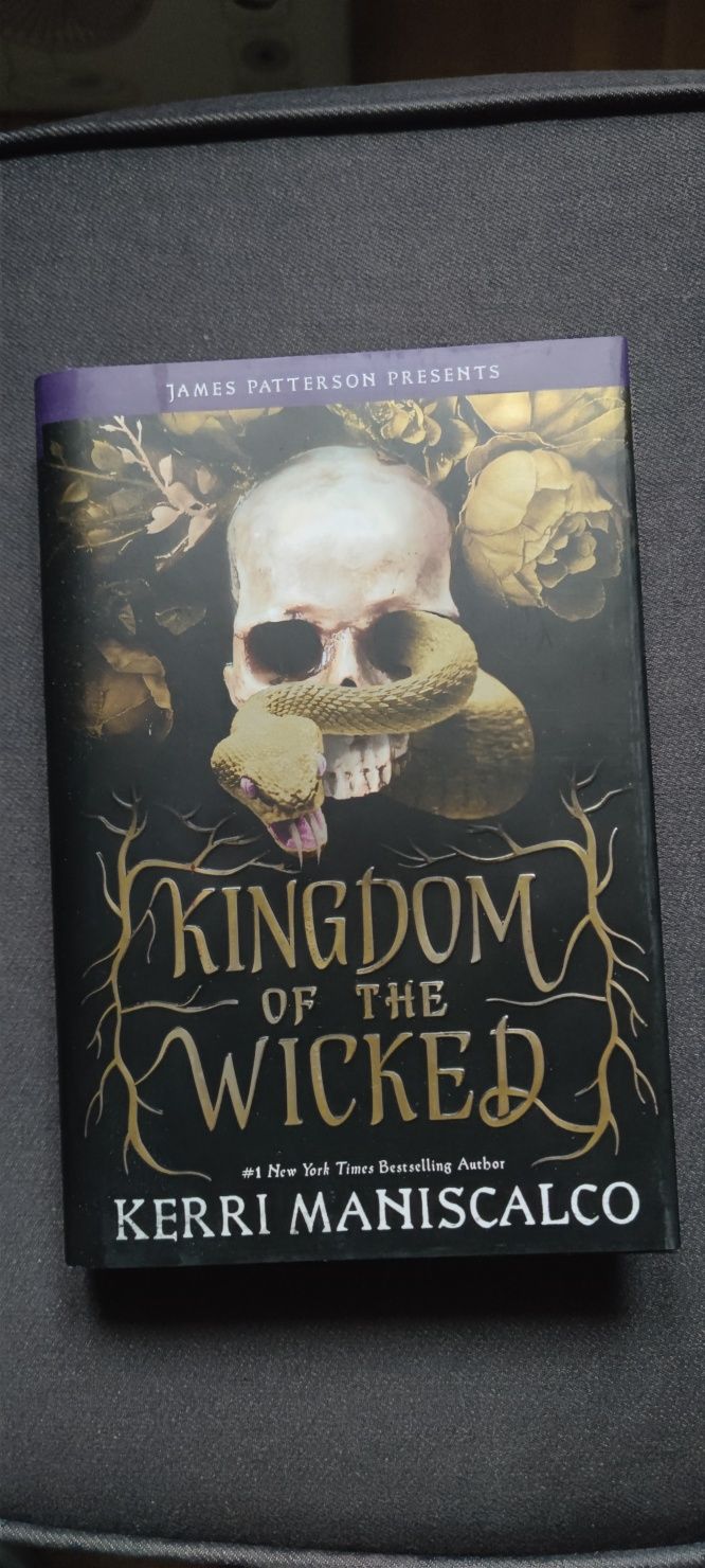 Książka Kingdom of the Wicked Kerri Maniscalco
