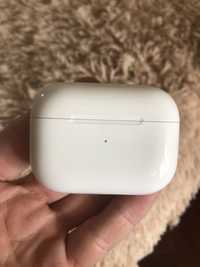 продам зарядний кейс  AirPods Pro A2190