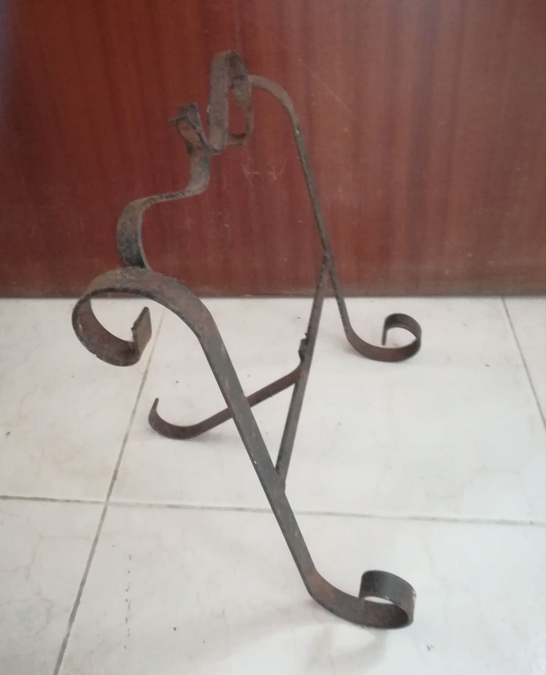 Suporte para loiça antiga