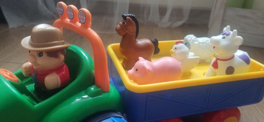 TRAKTOR  FARMER Zwierzęta DUMEL zabawka interaktywna