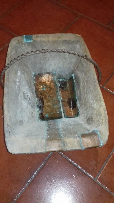 Peça antiga com 57cm x 40cm