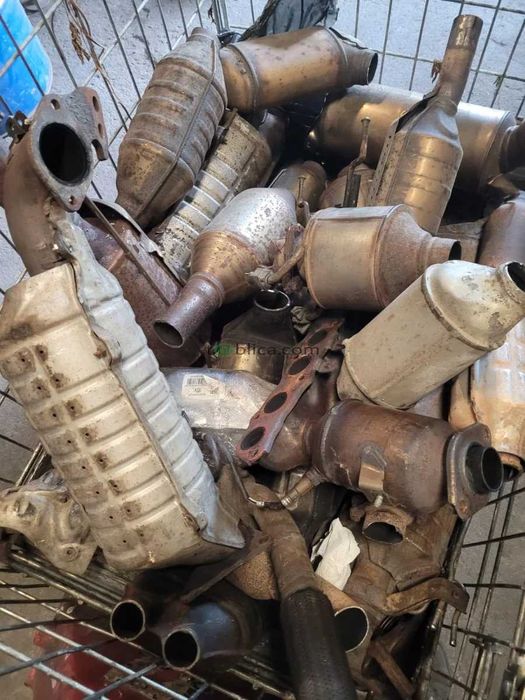 Skup katalizatorów wiązek samochodowych akumulatorów