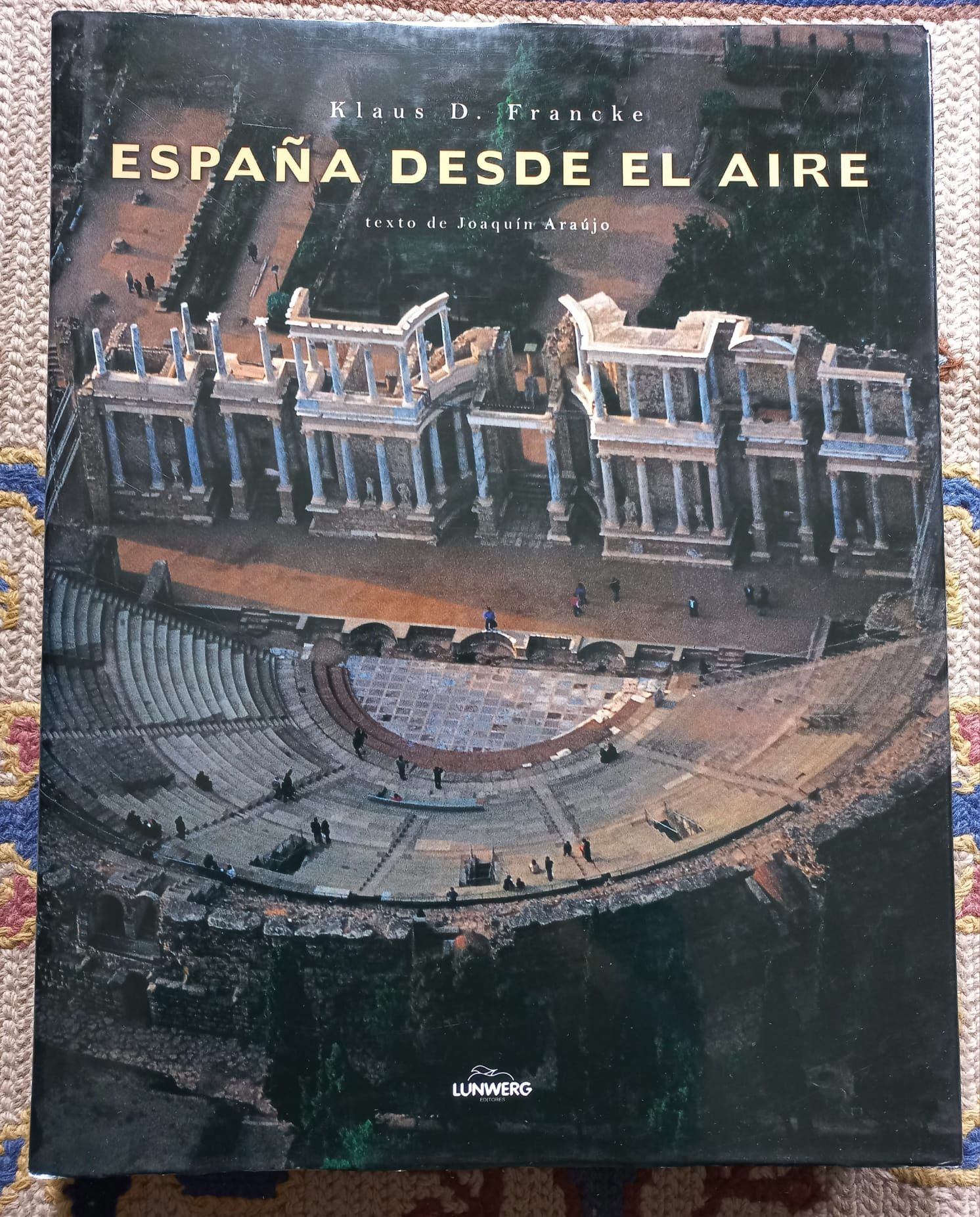 Livro España desde el aire, edição bilingue (ES/EN), como novo