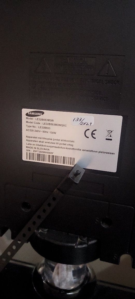 Lcd samsung avariado, tem o problema que nao aparece imagem