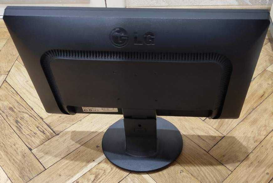 Продам монитор LG Flatron W1946T