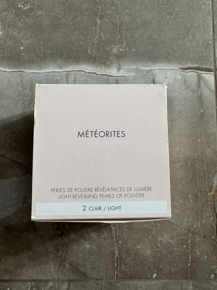 Puder w kulkach Guerlain Light