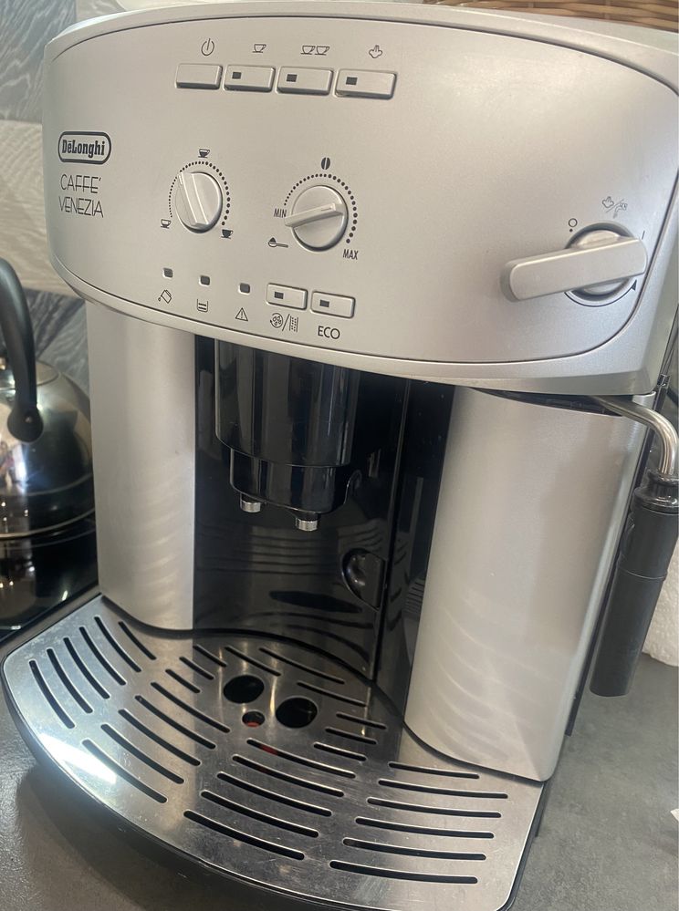 Кавомашина Delonghi Caffe Venezia