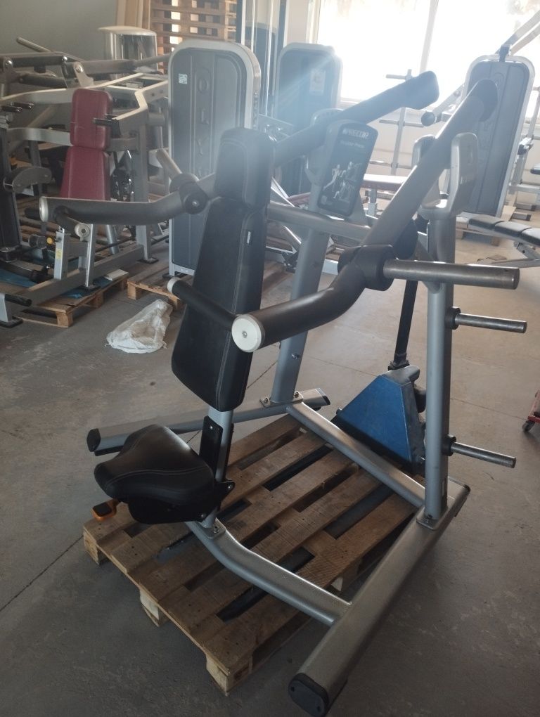 Maszyna hammer na barki wyciskanie Precor shoulder press