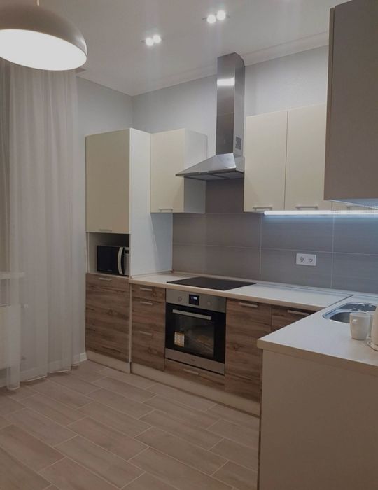 Срочно сдам квартиру в ЖК "Мандарин", ул. Канатная 122. Гардеробная