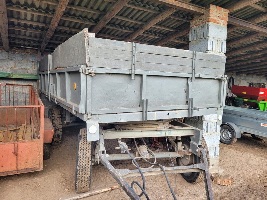 Przyczepy dwie 4,5t 3,5t