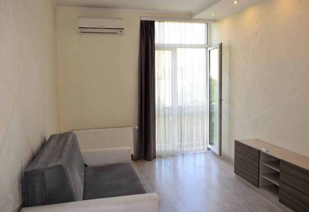 Замостя.  Біля центру. Квартира подобово, погодинно, посуточно,почасо