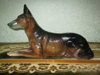 Скульптура собаки. Hertwig. Германия.
