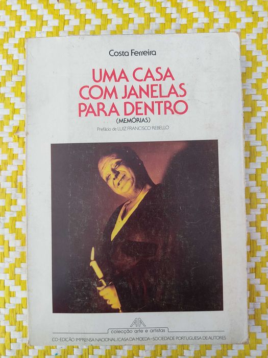 Uma casa com janelas para dentro - Costa Ferreira