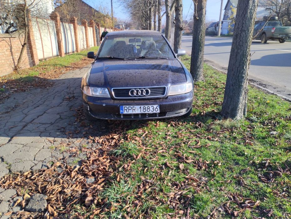 Ауді а4 1.9 на ходу в хорошому стані не розмитнена