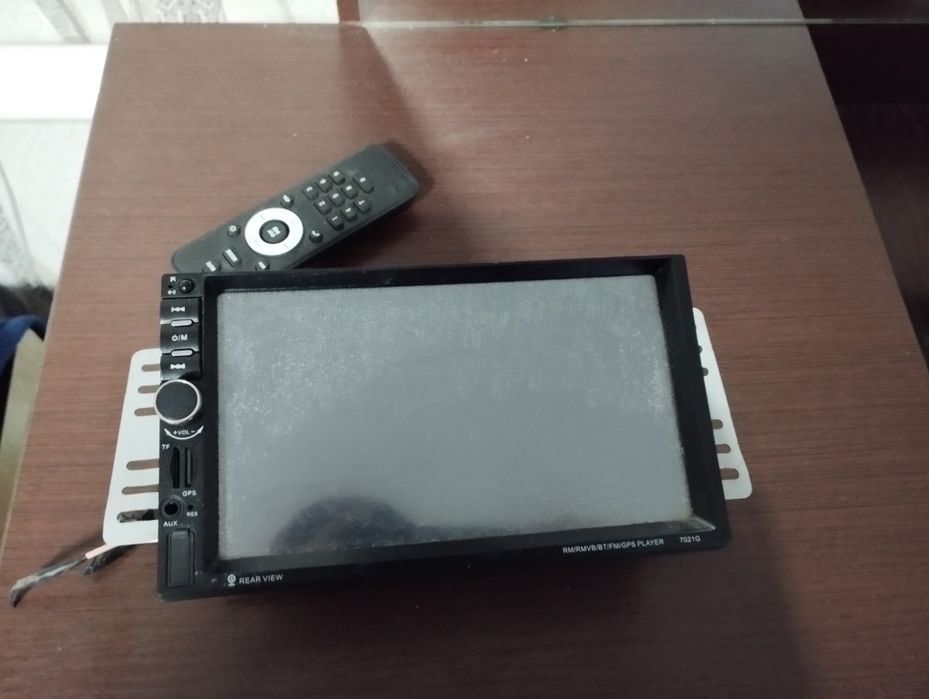 Продам автомагнітолу