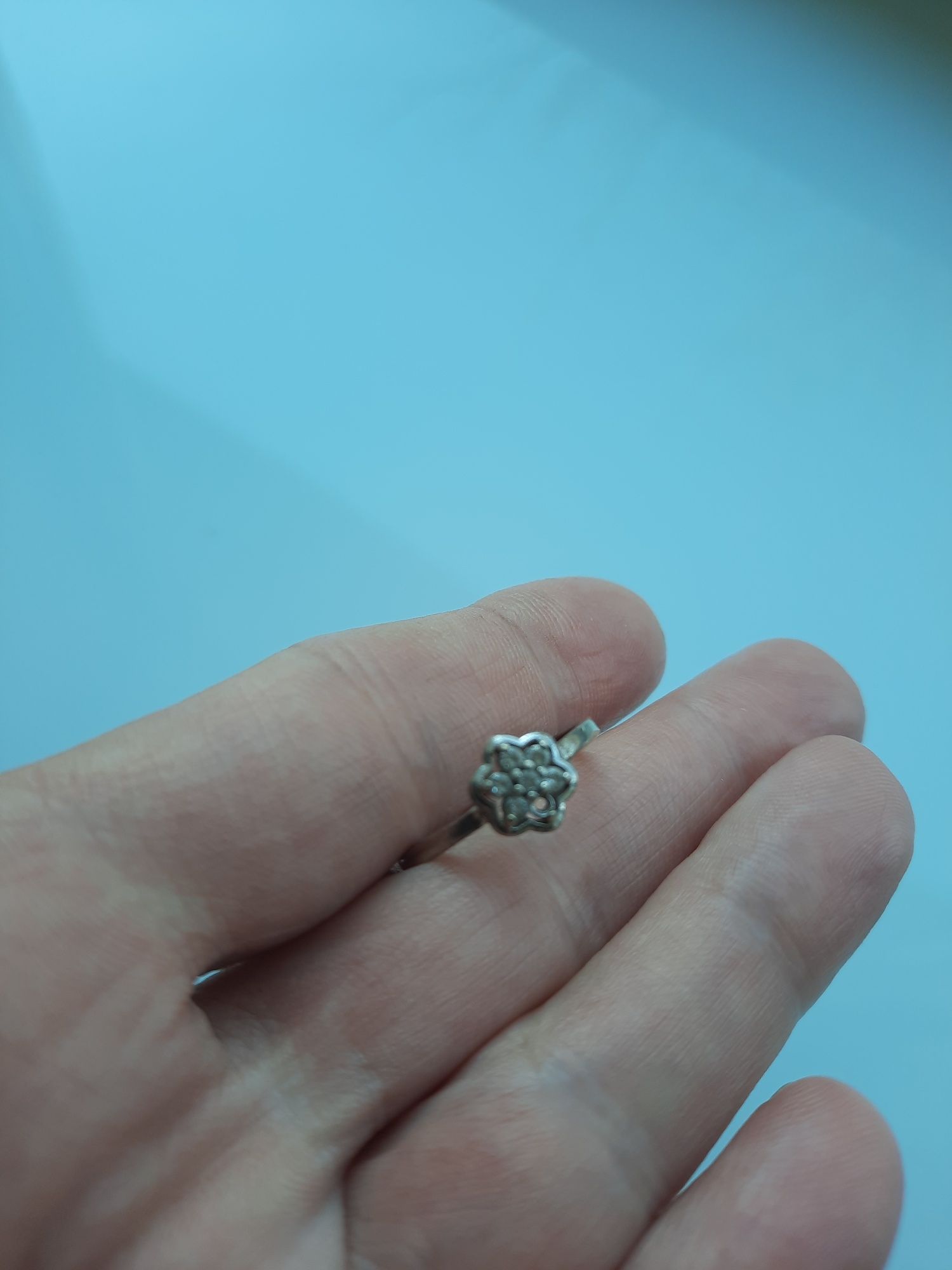 Кольцо  серебрянное