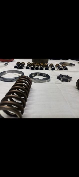 Naprawa pomp i silników hydraulicznych