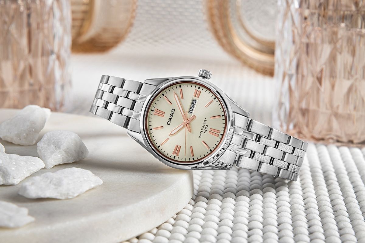 zegarek damski casio ltp-1335d-9avdf + box