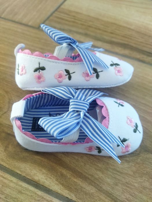 NOWE buciki niemowlęce niechodki balerinki 0-6 miesięcy r. 17/18 11cm