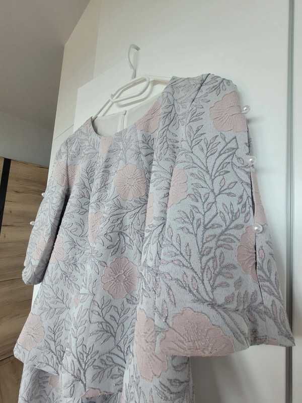 Elegancka sukienka w stylu garsonki