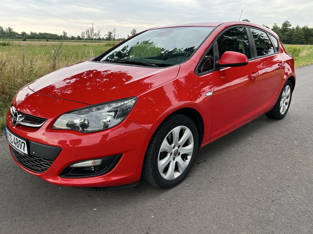 Opel Astra J 2014r