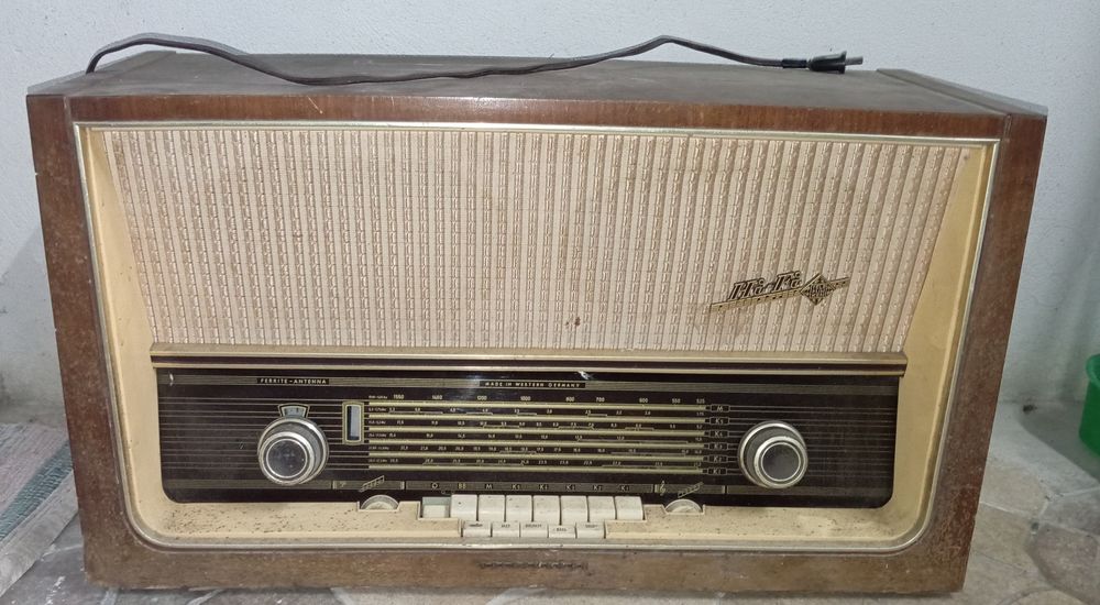 Radio antigo Telefunken