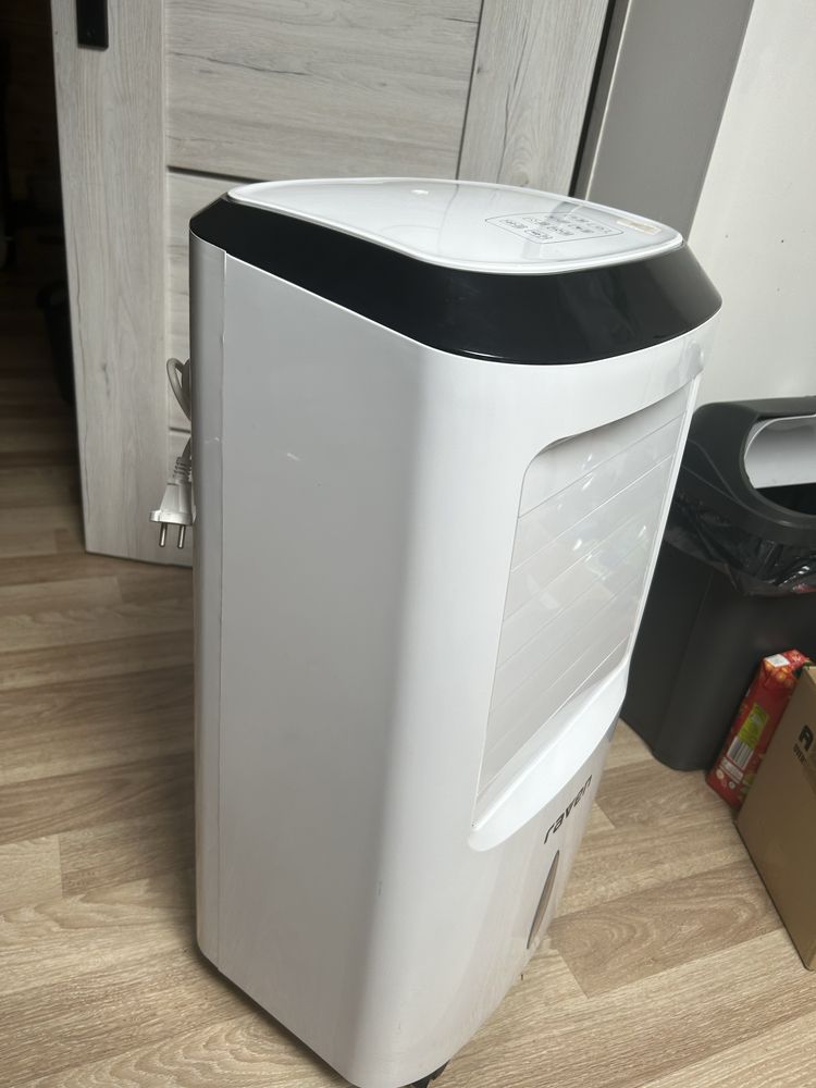 Klimator RAVEN EK001 65 W