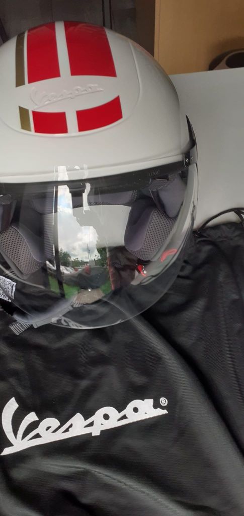 Oryginalny kask Vespa