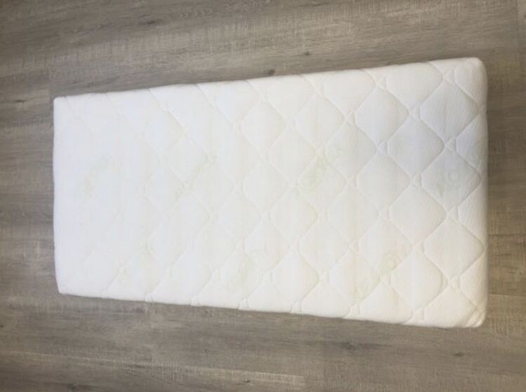 Детский матрас в кроватку Mioobaby Eco Hard Latex (кокос-латекс)