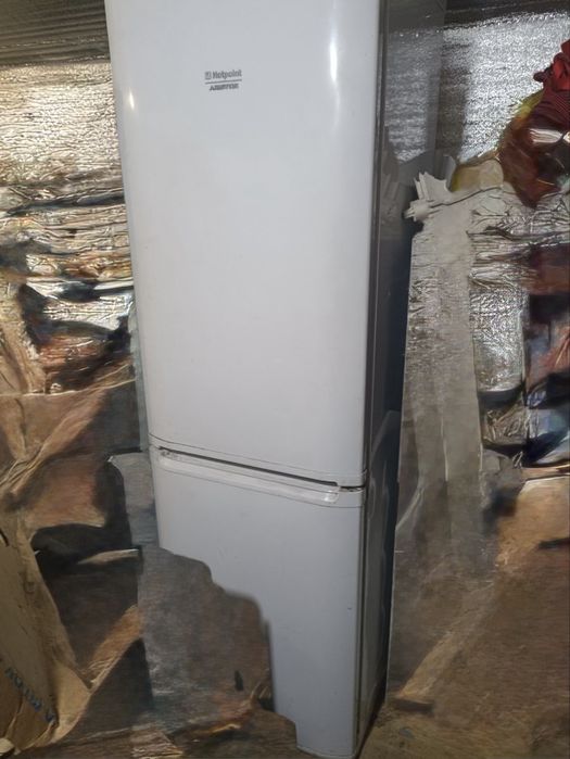 Продам холодильник б/у