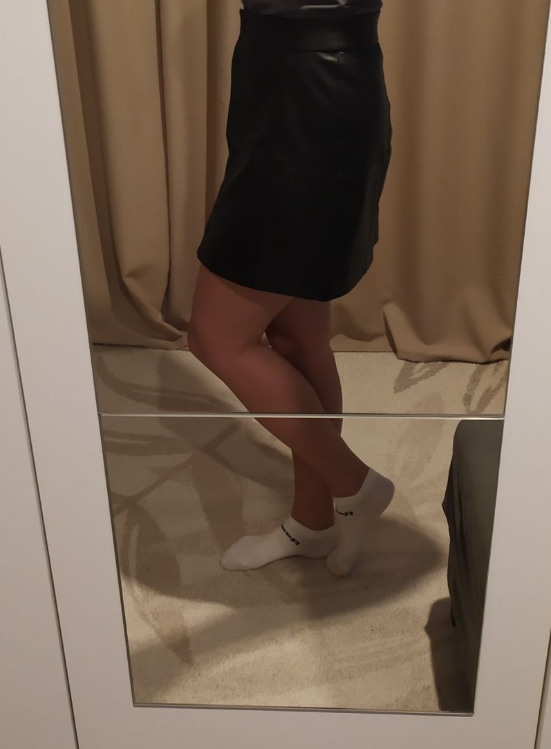 Spódnica spódniczka czarna mini z guzikami