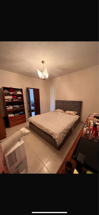 Vivenda 2 pisos Loures