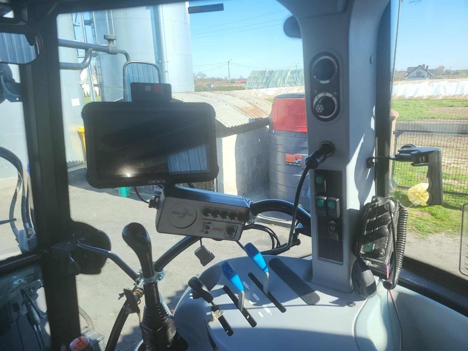 New holland td595