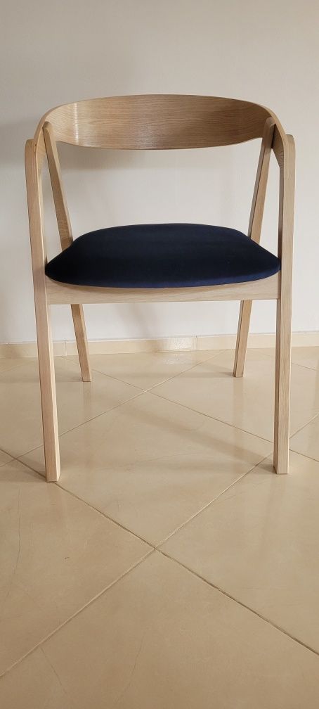 Krzesło dębowe MODERO